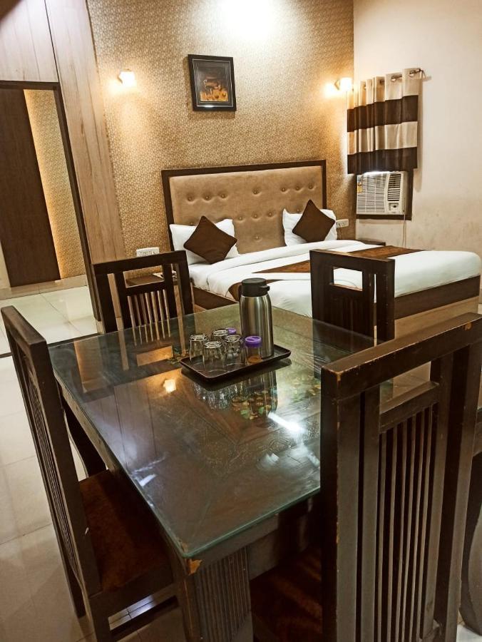 Hotel Soni International Khalilabad Eksteriør billede